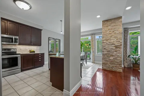 227 Valmont Court, ON L9G 5A1