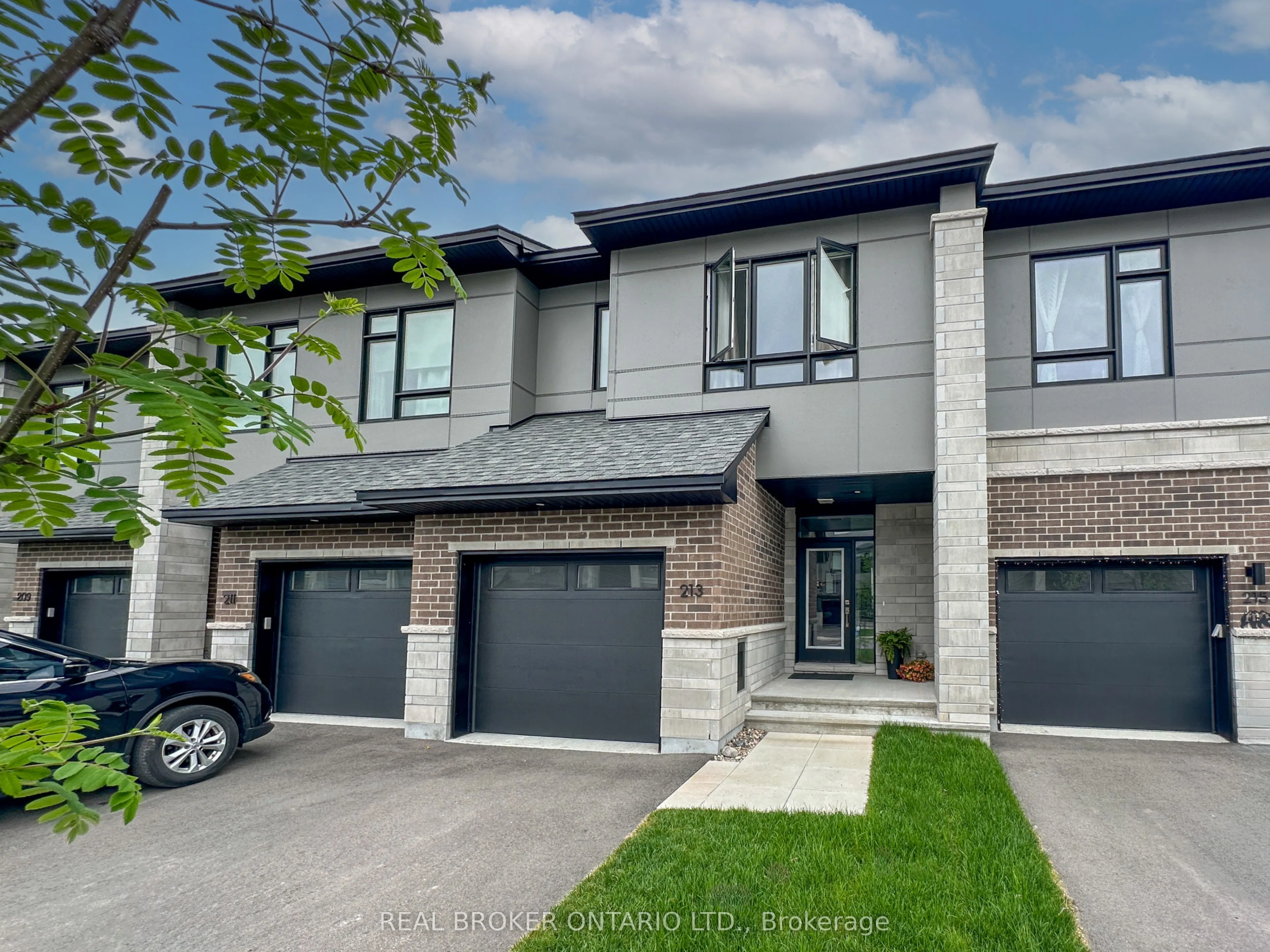 213 Bristol Crescent, ON K0G 1J0