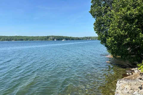 641 North Shore Road, ON K7G 2V6