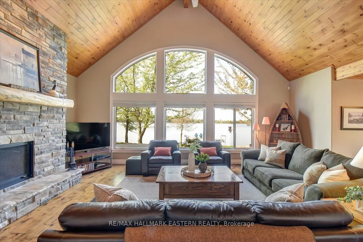 43 Lakeshore Boulevard, ON K0L 1T0