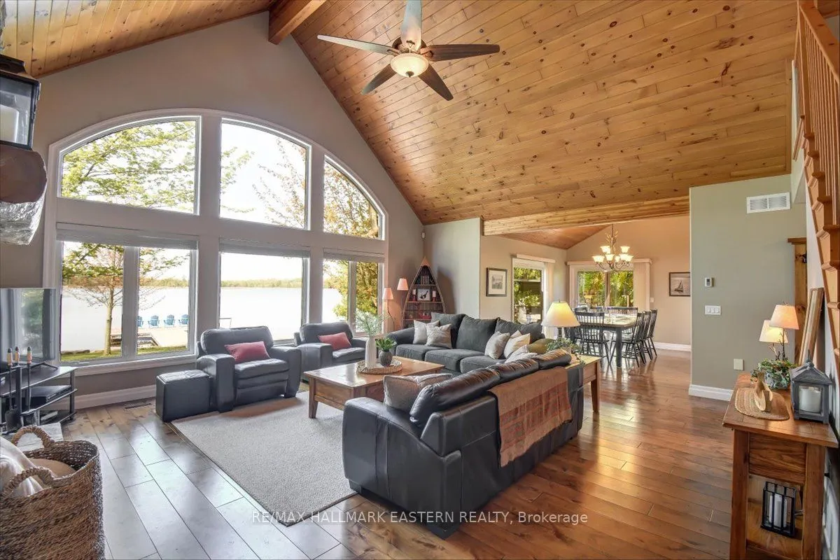 43 Lakeshore Boulevard, ON K0L 1T0