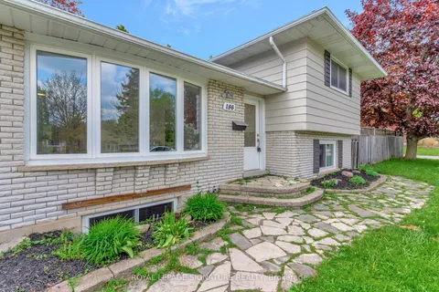 186 Cedarbrae Avenue, Waterloo, ON N2L 4S5
