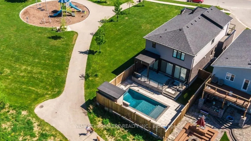 2229 WATEROAK Drive, ON N6G 0R1