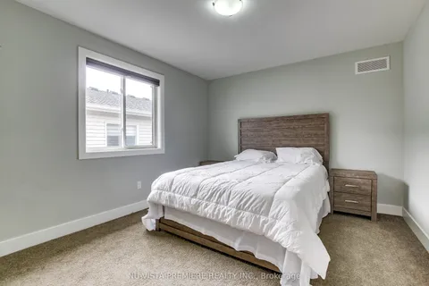 2229 WATEROAK Drive, ON N6G 0R1