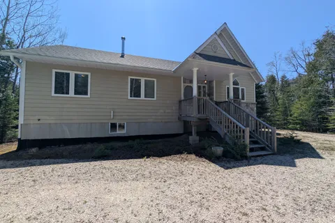 39 Lakewood Country Lane, ON N0H 1W0