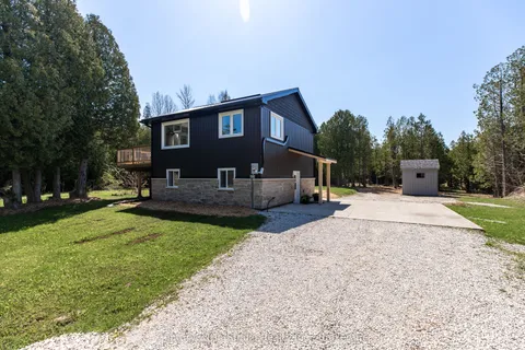 174 Oliphant Way, ON N0H 2T0