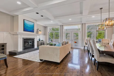 160 Grand Cypress Lane, ON L9Y 0K8
