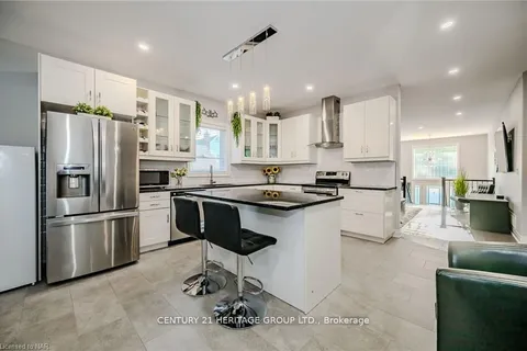 5286 BUCHANAN Avenue, ON L2E 5A8