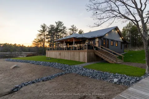 32 A11 Island N/A, ON P0G 1K0