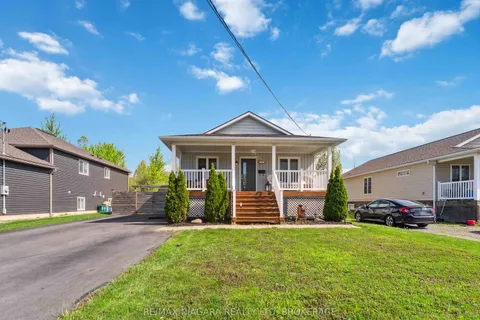 246 MARTIN Street, ON L3C 7L5