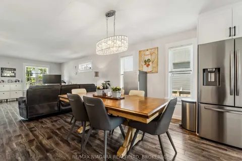 246 MARTIN Street, ON L3C 7L5