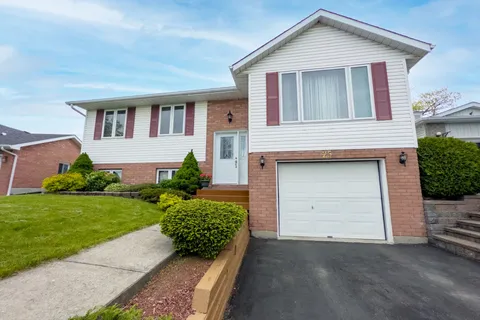 25 Loraine Avenue, Quinte West, ON K8V 6M1