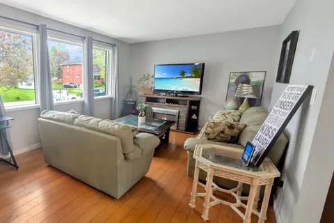 78 Elgin Avenue, ON N0H 2N0