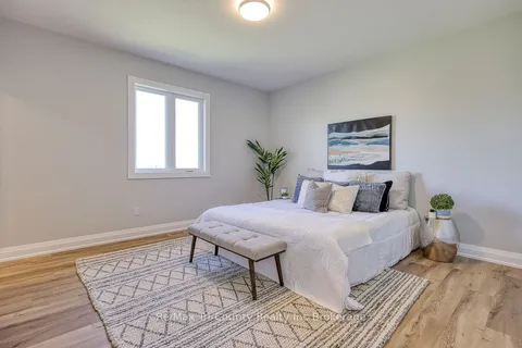 192 Talbot Street, ON N0J 1E0