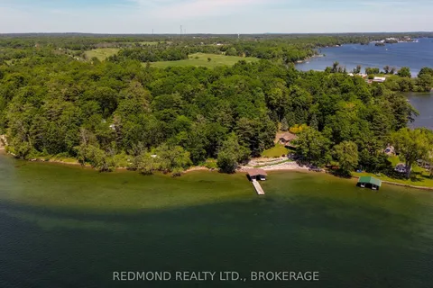 333 Howe Island Ferry Road, ON K7G 2V5