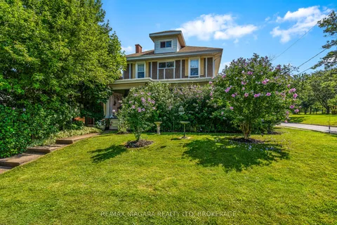 2 Carleton Street, ON L2V 2A3