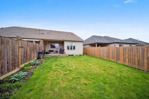 3945 VILLAGE CREEK Drive, ON L0S 1S0