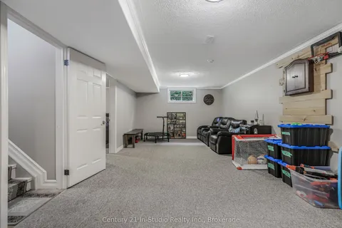 406 Alice Street, ON N0H 2L0