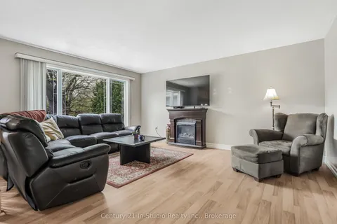 406 Alice Street, ON N0H 2L0
