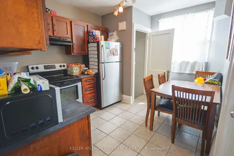190 Patterson Street, ON P3C 2J7