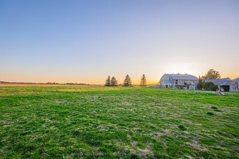 393330 County Road, ON L9W 0N1