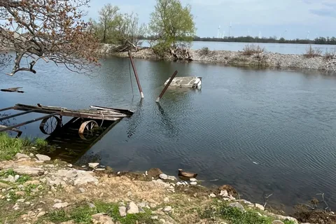 PT LT 8 Nine Mile Point Road, ON K0H 2Y0