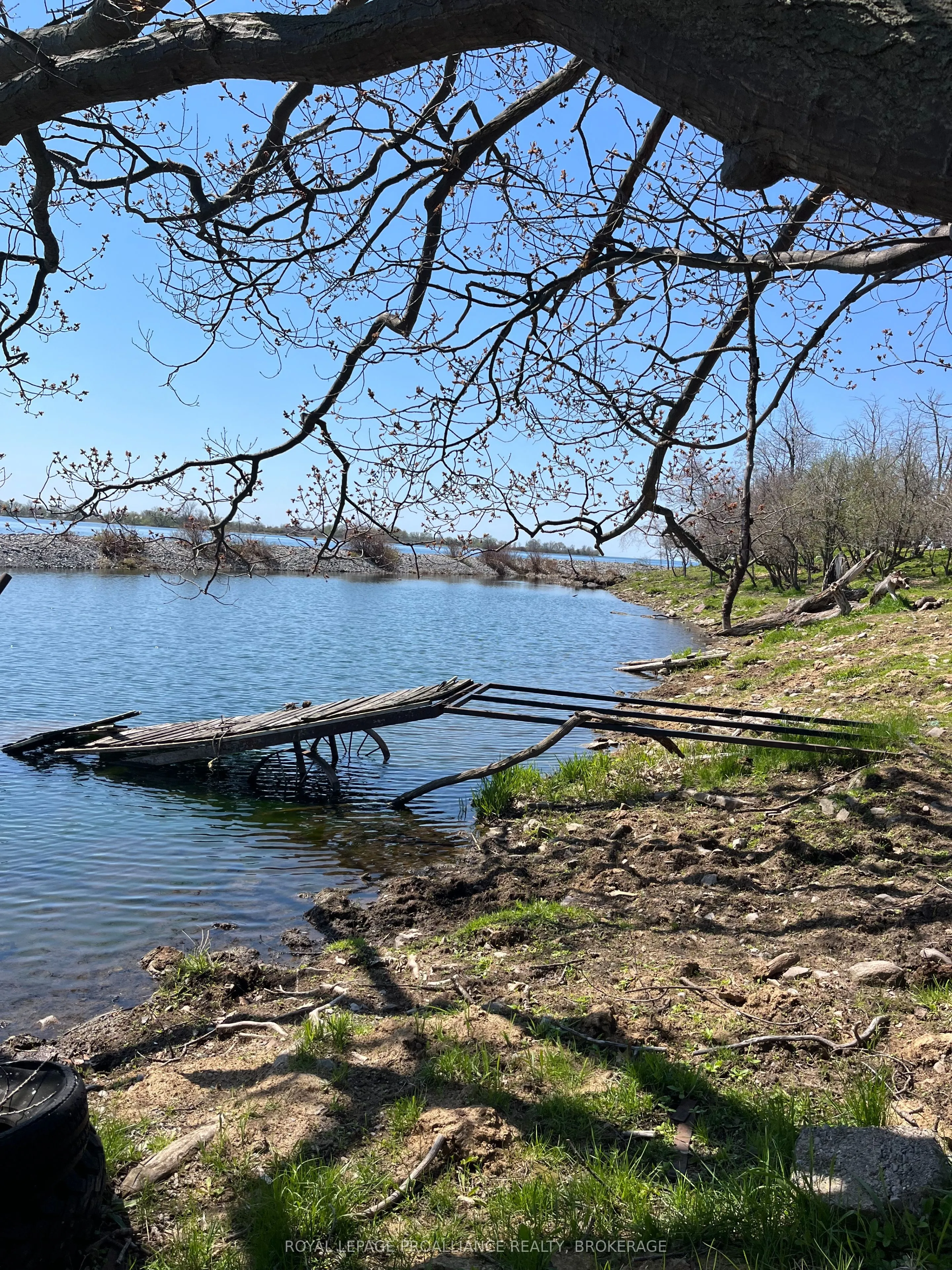 PT LT 8 Nine Mile Point Road, ON K0H 2Y0