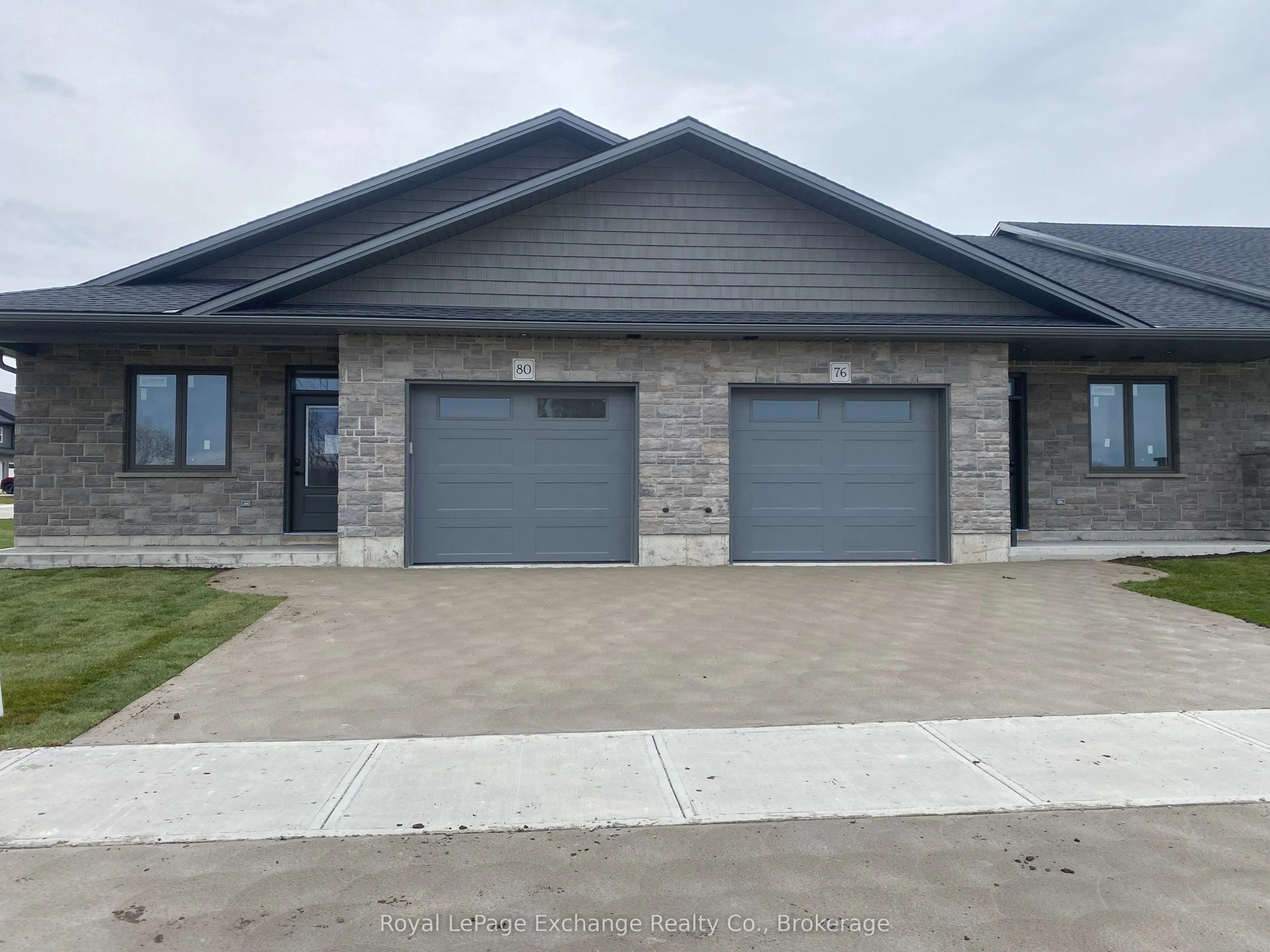 72 Mercedes Crescent, ON N2Z 1G8