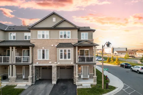51 Laguna Village Crescent, ON L0R 1P0