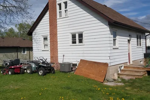 72 Helen Street, ON K0M 1A0