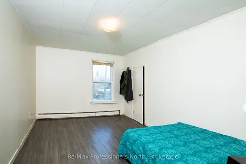 145 Front Street, ON P1L 1J7