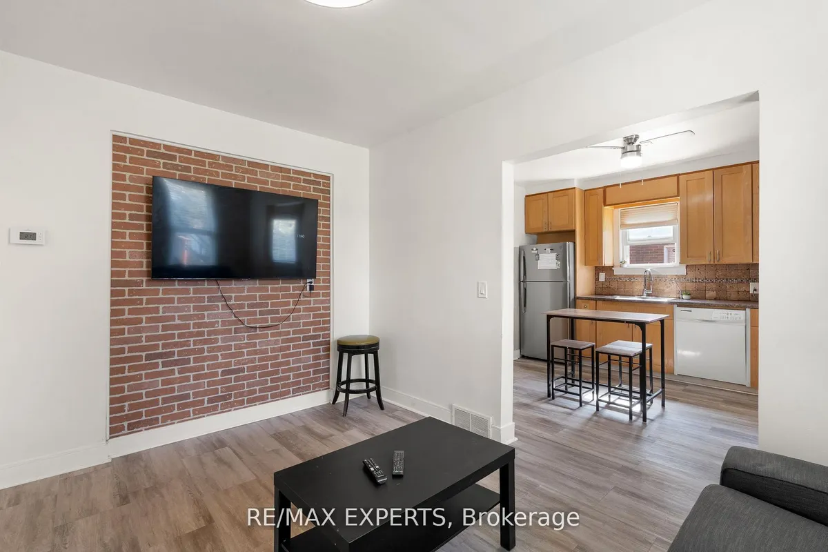 5451 Ontario Avenue, ON L2E 3S4