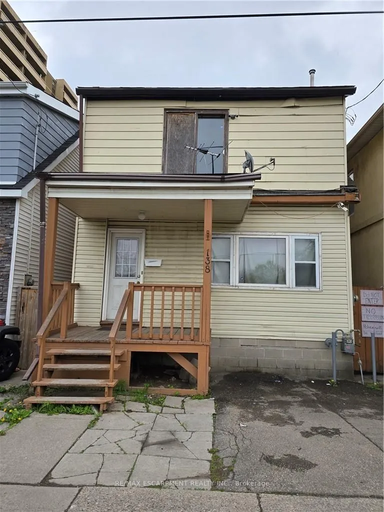 138 Sanford Avenue, ON L8L 5Z5