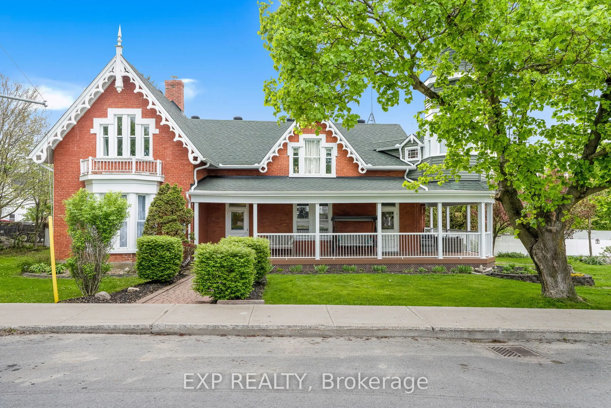 8 JOHN Street, ON K0B 1K0