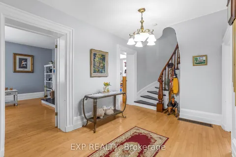 8 JOHN Street, ON K0B 1K0