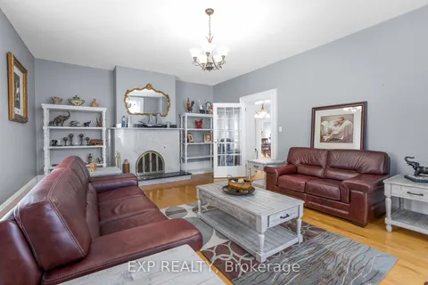 8 JOHN Street, ON K0B 1K0