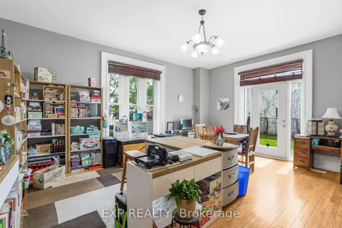 8 JOHN Street, ON K0B 1K0