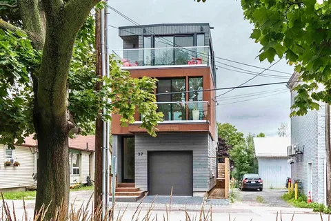 37 West Street, ON K0K 3L0
