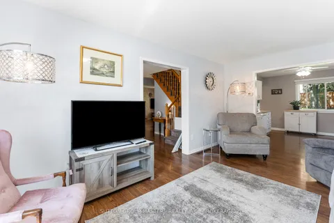 900 Mona Drive, ON K7P 2H7