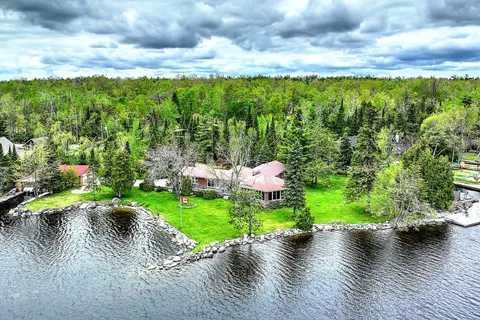 557 Riverside Drive, ON K0M 1A0