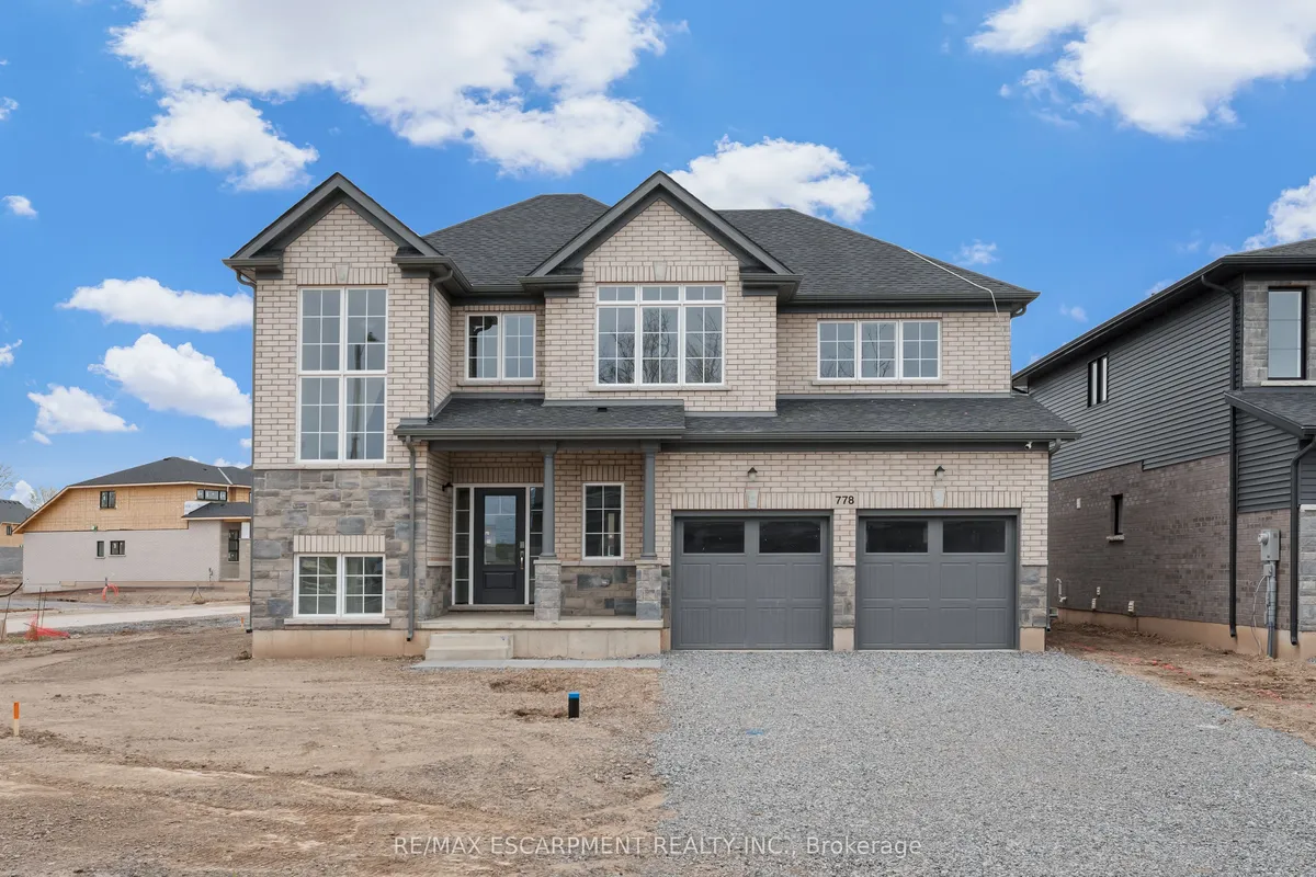 778 Bradford Avenue, ON L2A 0H3