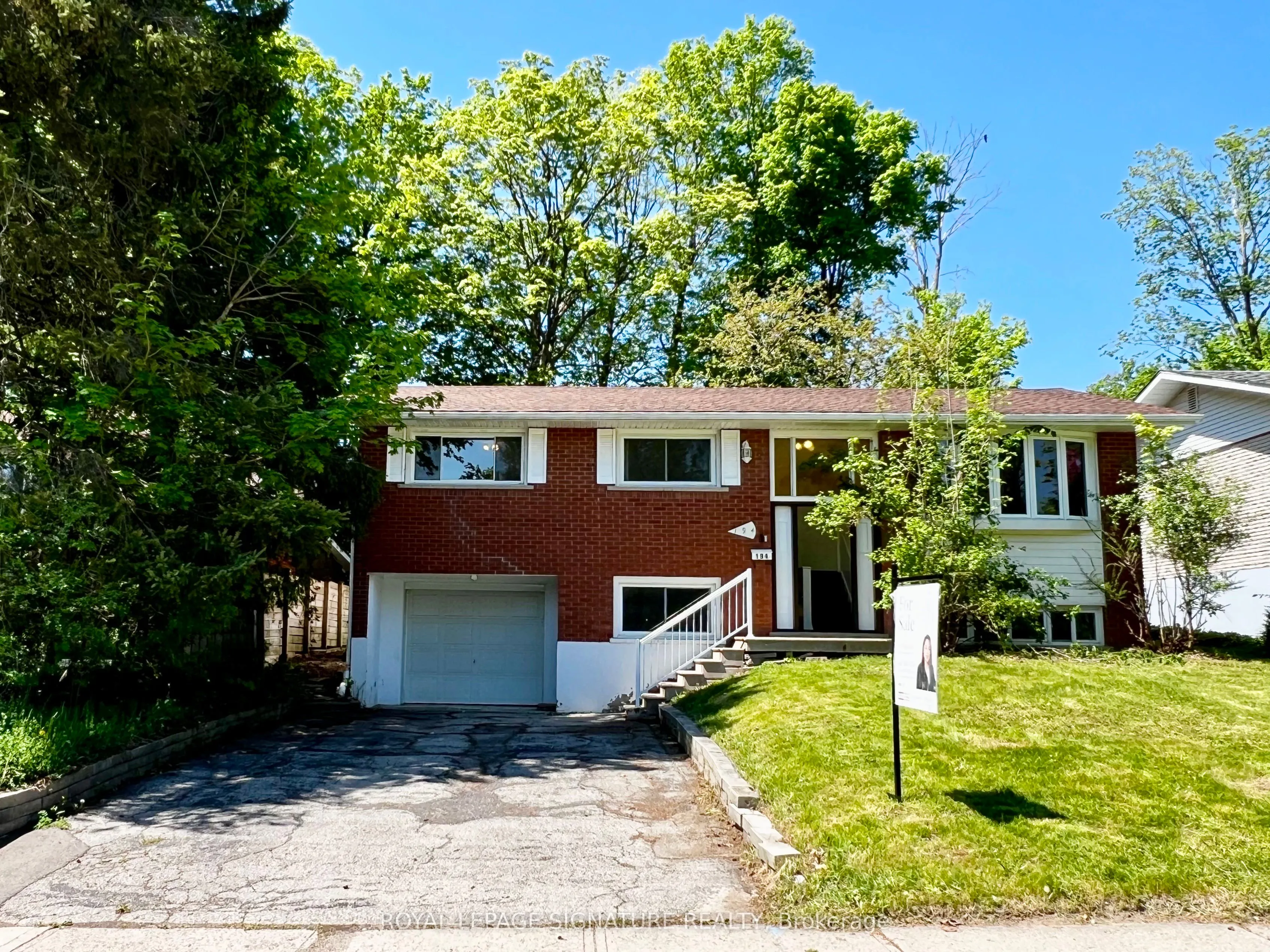 194 Cedarbrae Avenue, ON N2L 4S5