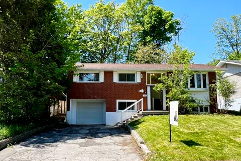 194 Cedarbrae Avenue, ON N2L 4S5