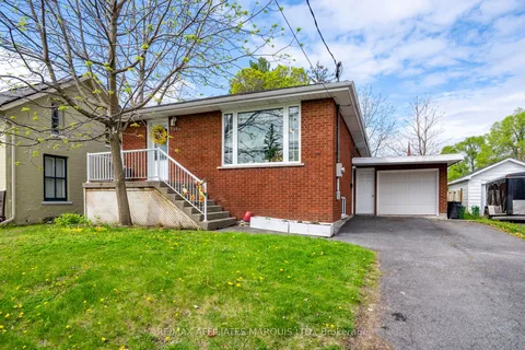 828 Augustus Street, ON K6J 3X5