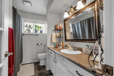 828 Augustus Street, ON K6J 3X5