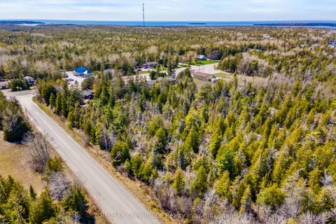 Pt Farm Lt 4 Chi Sin Tib Dek Road, Northern Bruce Peninsula, ON N0H 2R0