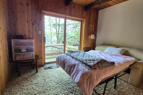 160 West Point Sands Road, Huntsville, ON P1H 2J3