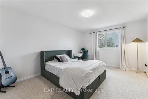 409 Tealby Crescent, Waterloo, ON N2J 4Y8