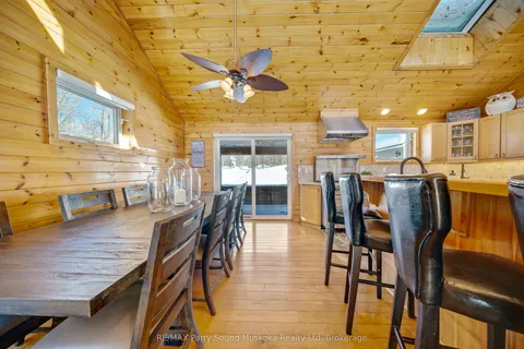 587 Centre Road, ON P2A 0B4
