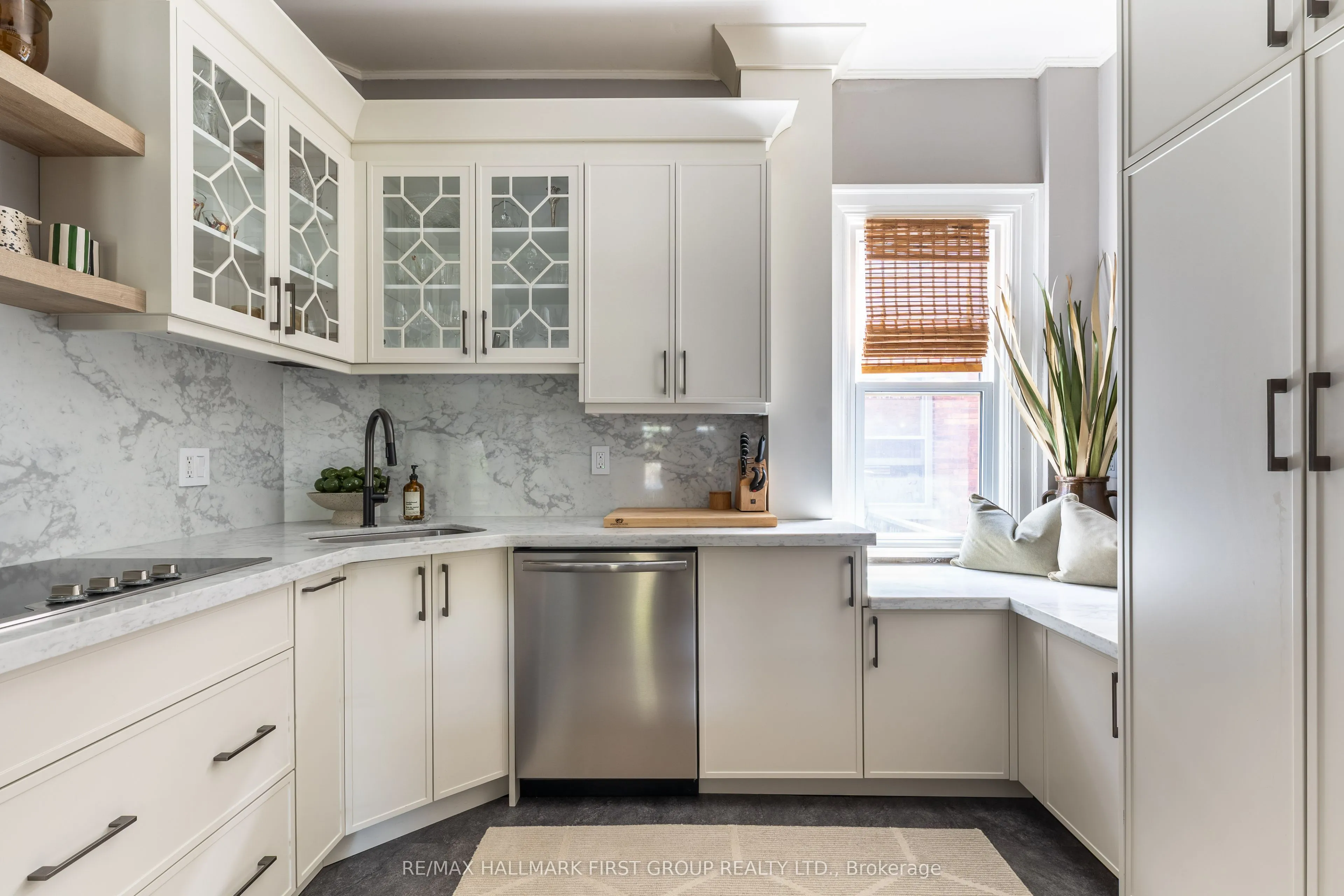 174 King Street, ON K9A 2M9